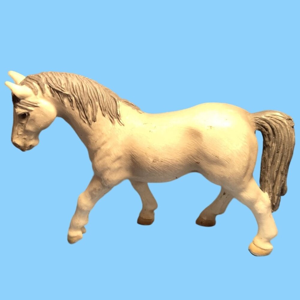 Schleich Am Limes 69 Gray Quarter Horse.Animal Figure 2001 Standing Germany